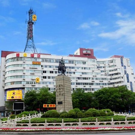 Super 8 Hotel Chengde Imperial Summer Resort Exterior foto